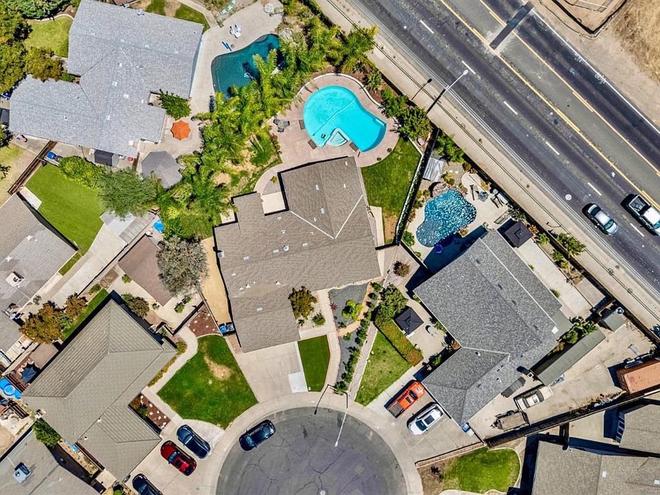 1st image of 2121 Eastwood Ct