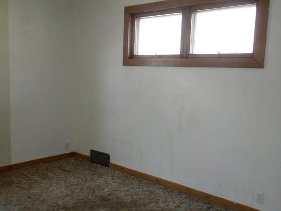 5th image of 2625 Avenue F