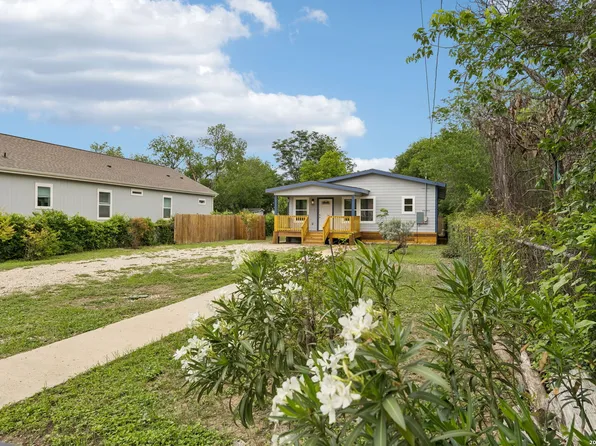 426 IKE ST, San Antonio, TX 78211