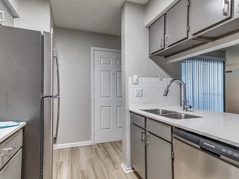 The Durham Apartments — Photo 35