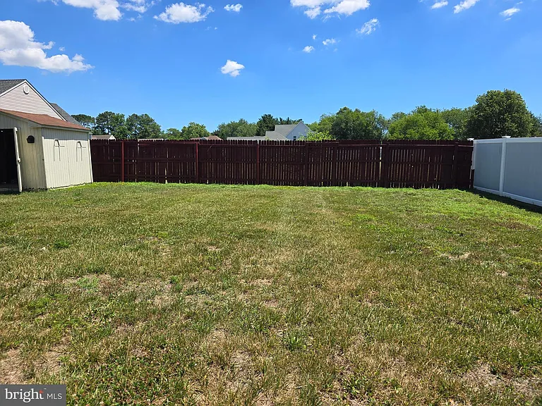 23 Lordship Ln — Photo 47