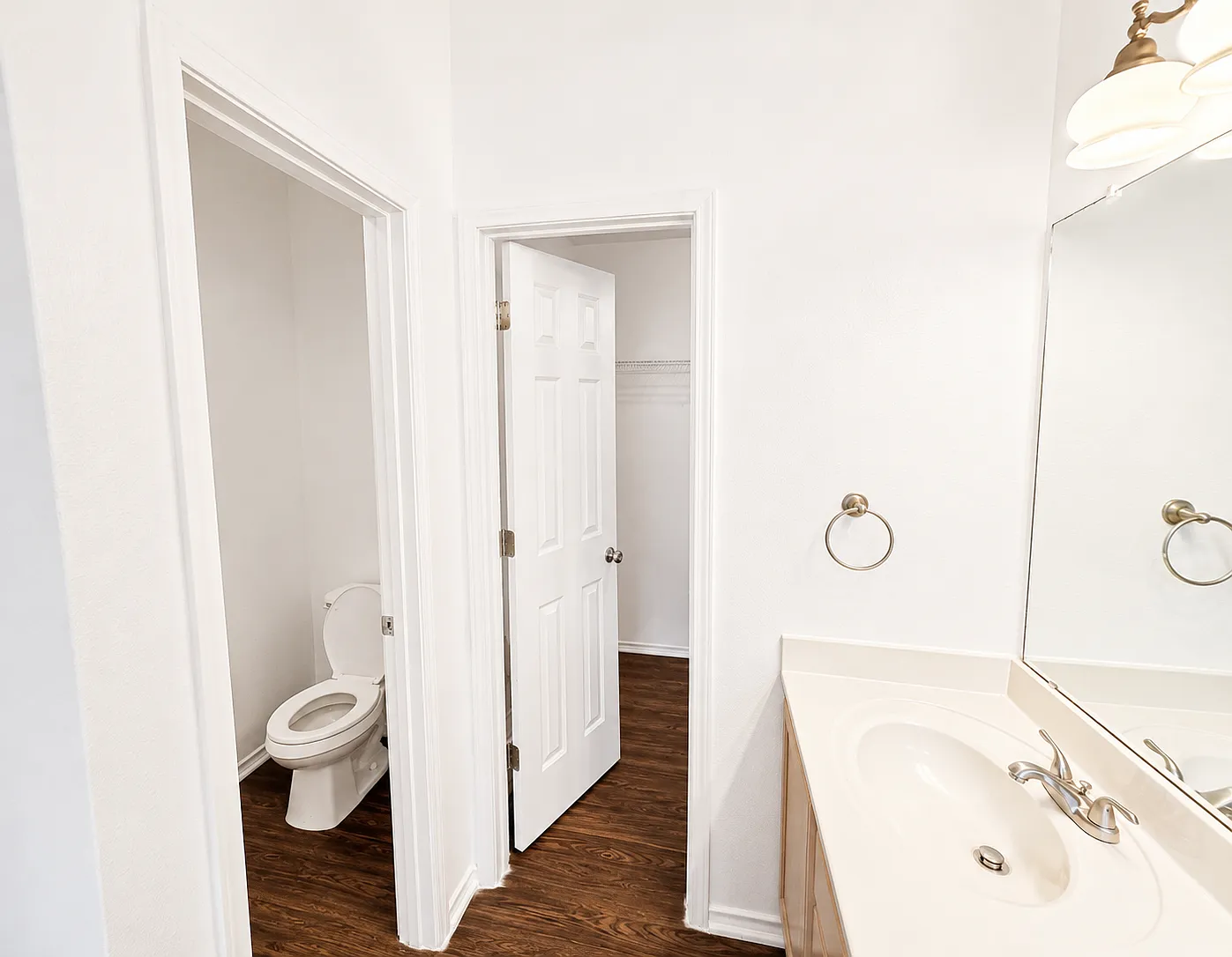 4 bed, 1900 sqft, $2,100 — Photo 4