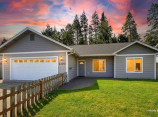 2200 52nd St, Florence, OR 97439