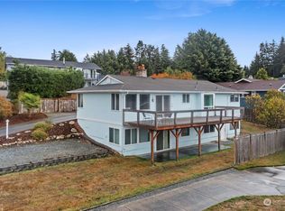 6185 Blue Haven Way, Clinton, WA 98236