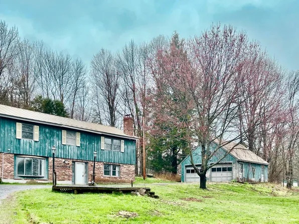 2844 Middle Road, Sidney, ME 04330