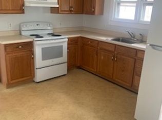 15 Elm St, Ellenville, NY 12428