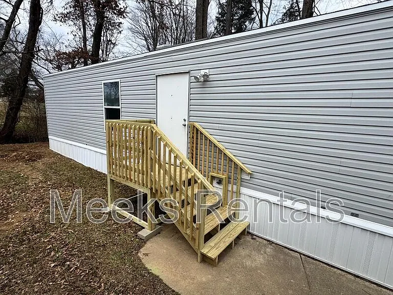 73 Riddle Mobile Home Park — Photo 1