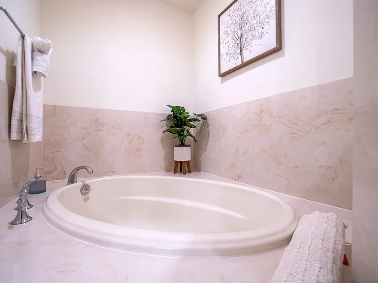 5793 Cape Harbour Dr #1116 — Photo 12