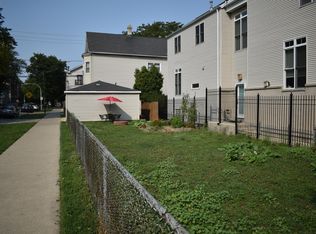 2544 W Wabansia Ave #2, Chicago, IL 60647