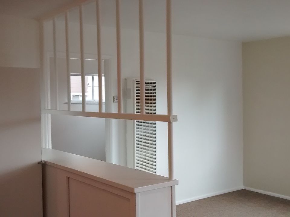 2nd image of 416 Lee St