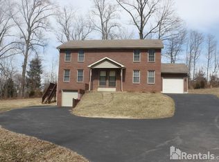 7982 Old Vincennes Rd, Greenville, IN 47124