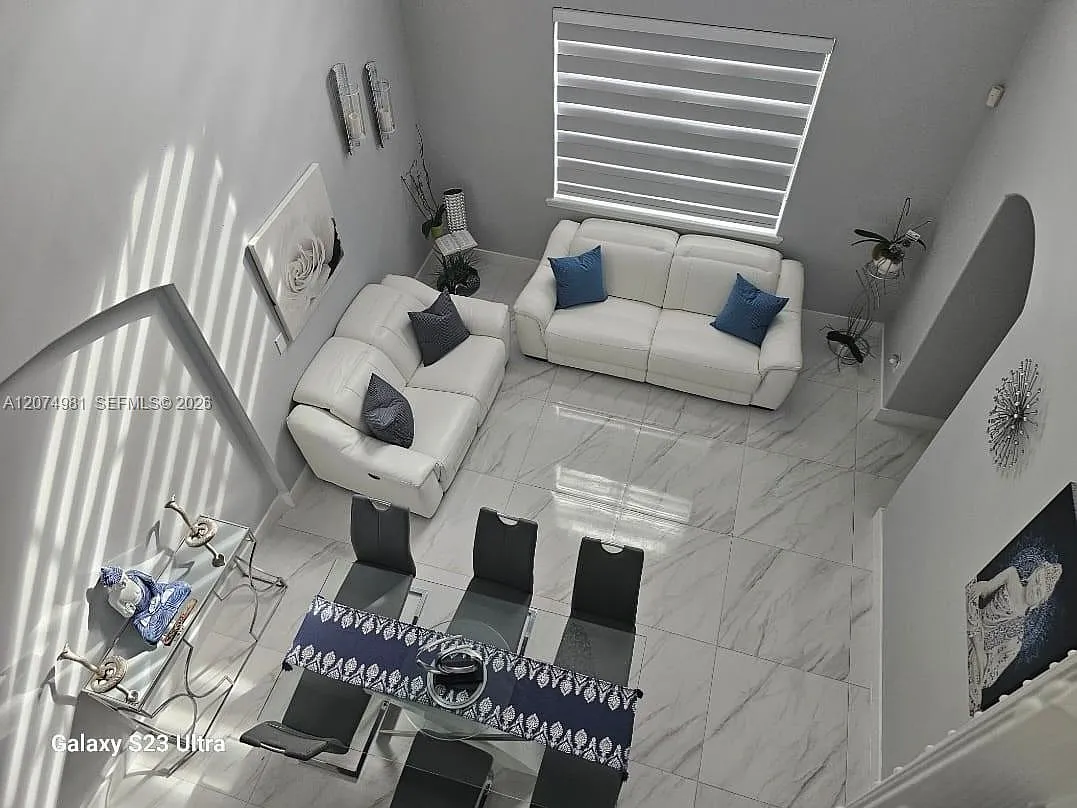 Kendall Country Estates — Photo 2