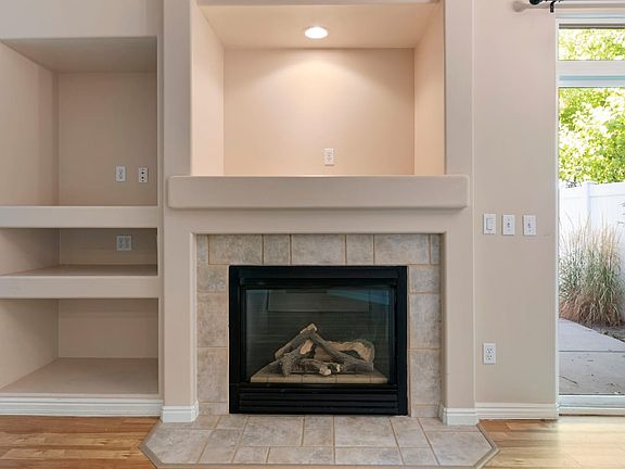 3rd image of 4586 Sienna Ct