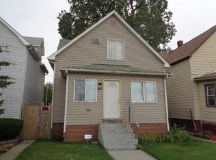 945 150th St, Hammond, IN 46327