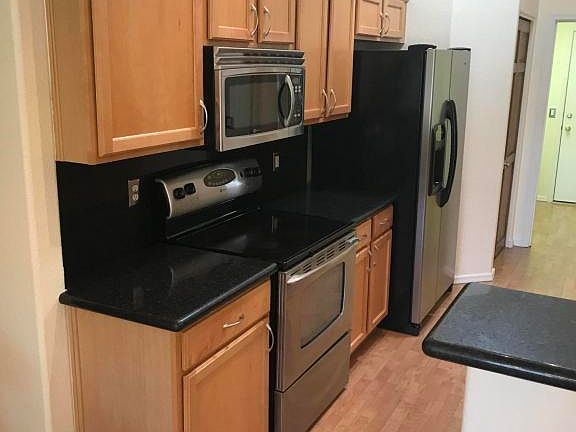 5th image of 1611 E Alicia Dr