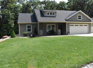 144 Willow Ridge Rd, Lake Ozark, MO 65049