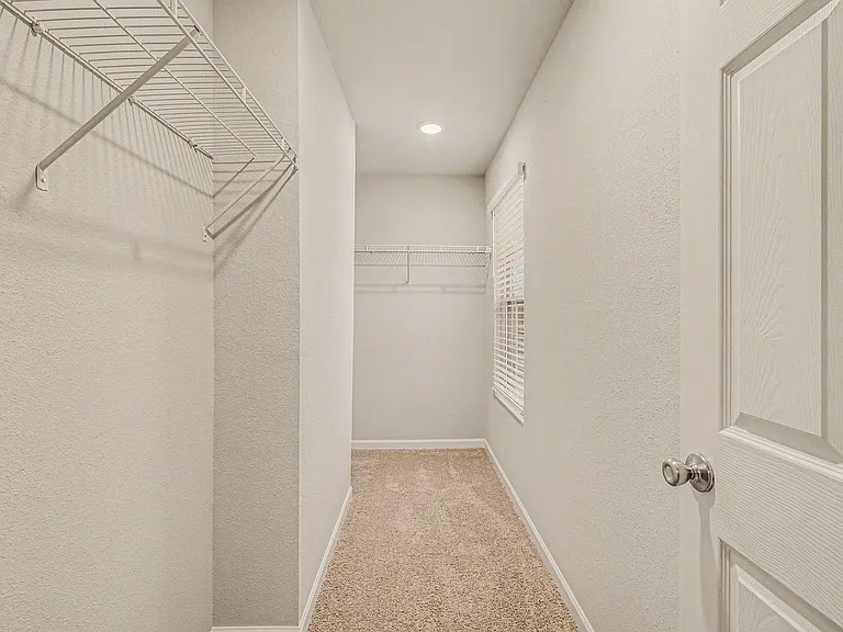 1016 Maple Ave — Photo 14