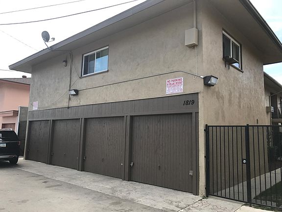 3rd image of 1819 W Gramercy Ave APT C