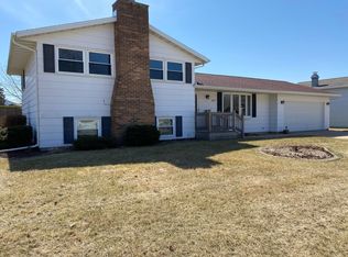 3017 48th St, Two Rivers, WI 54241