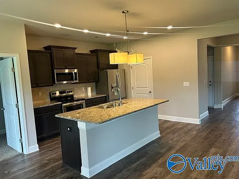 334 River Rock Dr — Photo 5