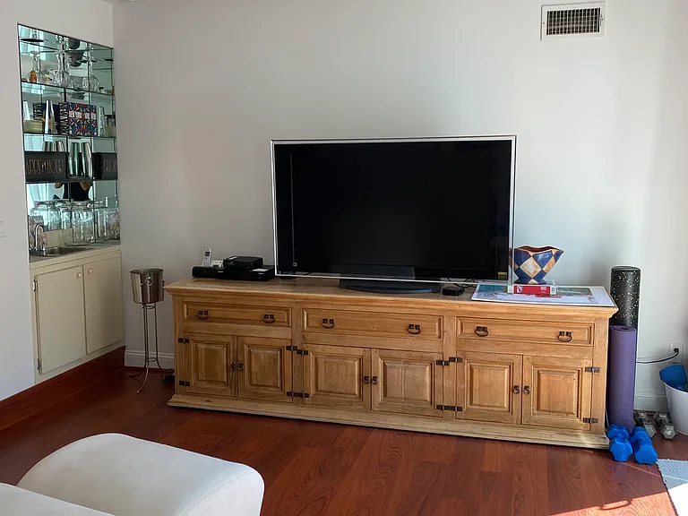 50 Hubbard Ln #10 — Photo 17