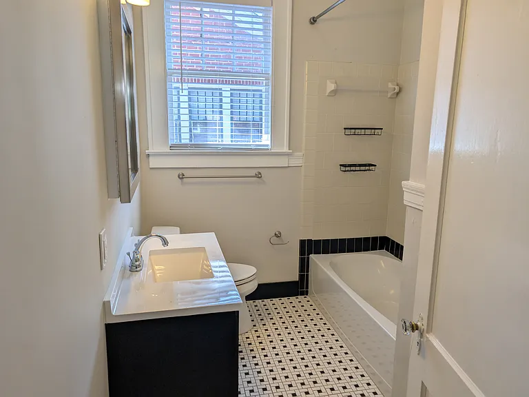 1117 Kinard Ct — Photo 18