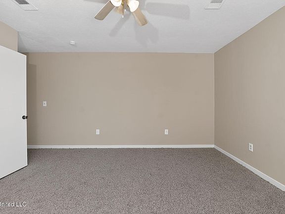 4th image of 1341 Whispering Oaks Cv
