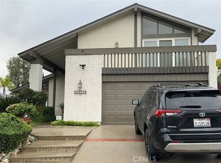 23120 Posada Dr, Santa Clarita, CA 91354