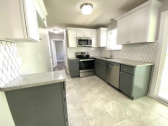 2nd image of 9399 Randall Ave