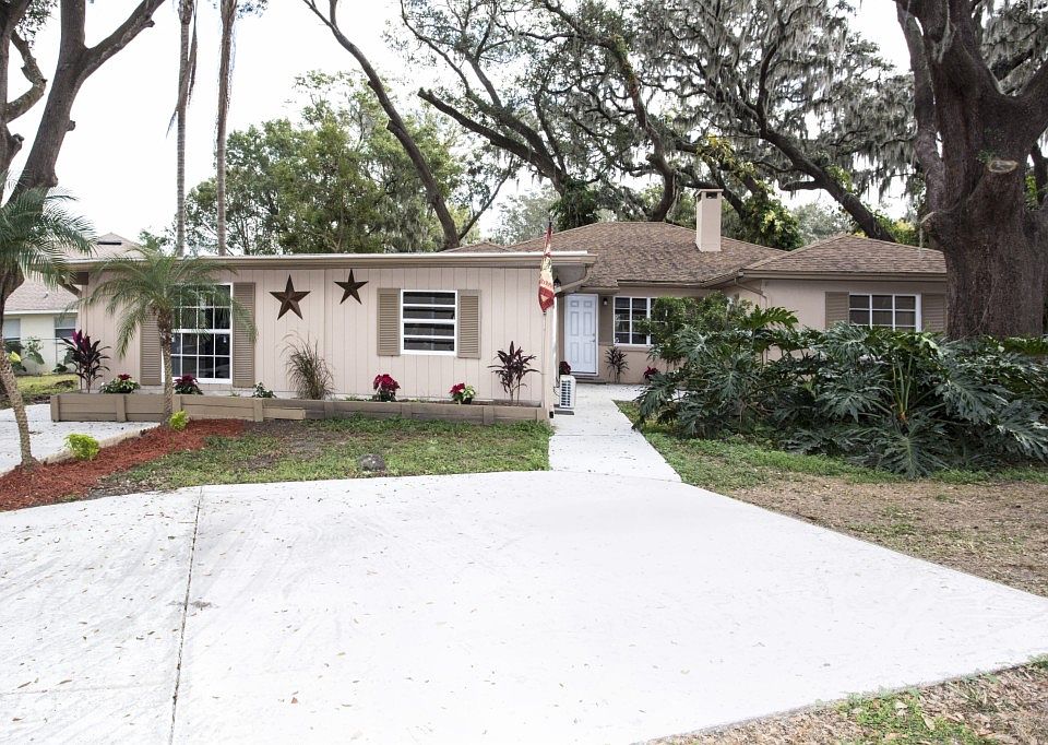 1st image of 1211 Lady Elaine Dr