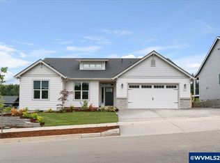 765 Riley Dr NE, Silverton, OR 97381