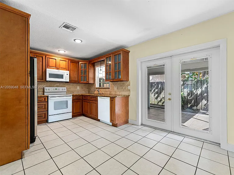 1378 Osprey Ct — Photo 6