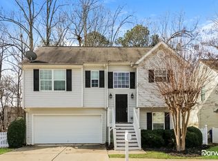 13 Rosemont Ct, Hiram, GA 30141