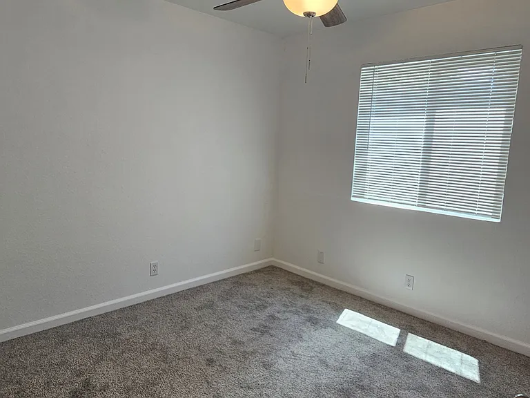 835 W 4th Ave #4 — Photo 11