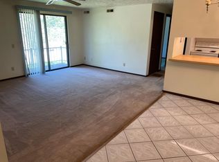 2 Jayson Dr #E, Wheeling, WV 26003