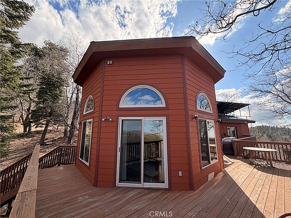2nd image of 272 Manzanita Dr
