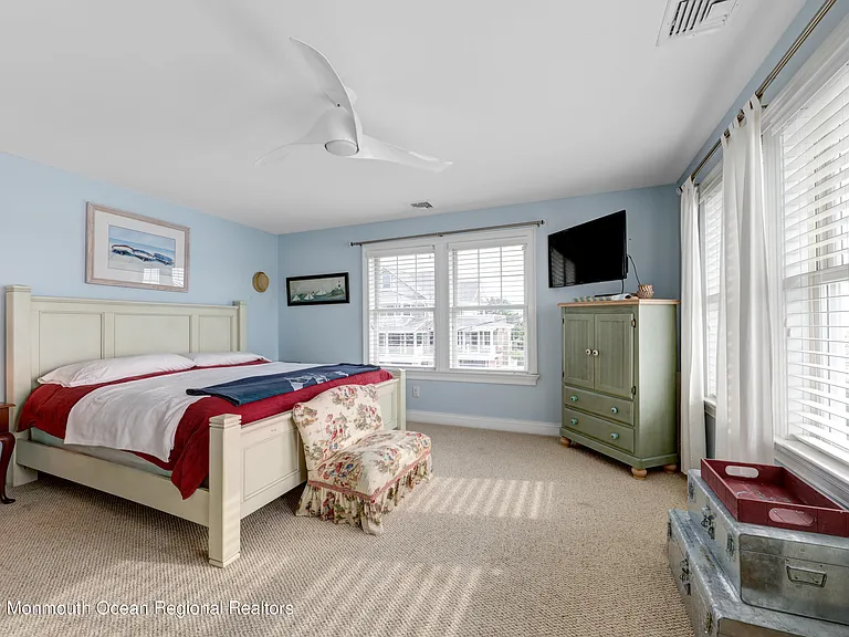 306 Old Bridge St — Photo 19