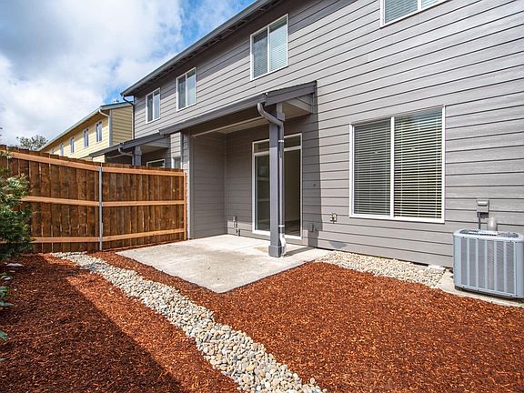 5th image of 7127 NE 77th Way