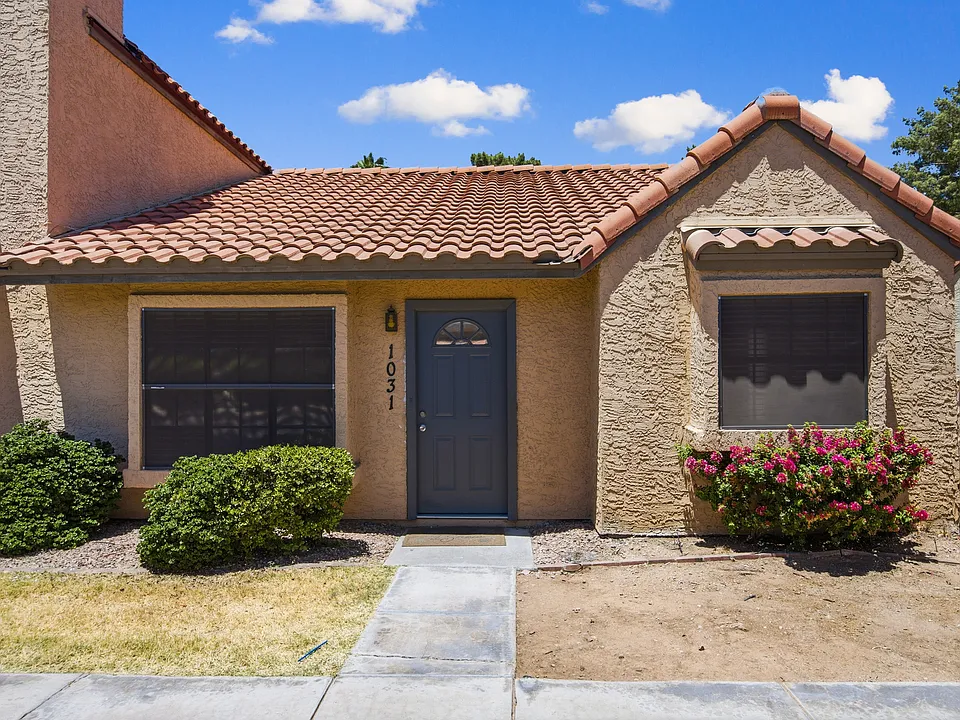5704 E Aire Libre Ave #1031