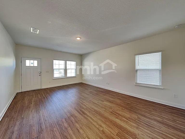 3154 Creek Village Ln — Photo 7