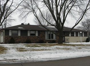 2880 Lumber Ln, Green Bay, WI 54313