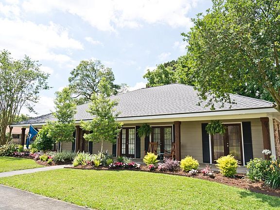 2nd image of 704 Canaan Dr