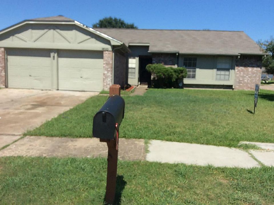 1st image of 1610 Grand Park Dr