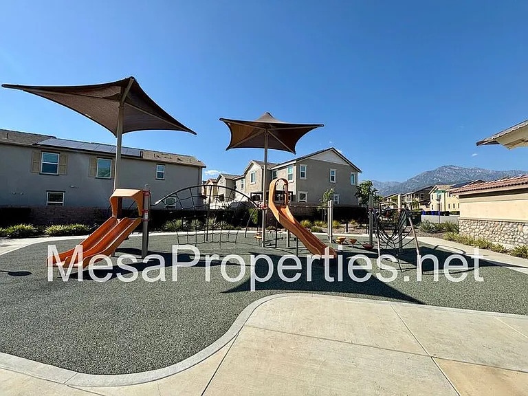 1702 Almond Tree Pl — Photo 31