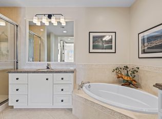 9 Harbour Isle Dr E UNIT 103, Fort Pierce, FL 34949