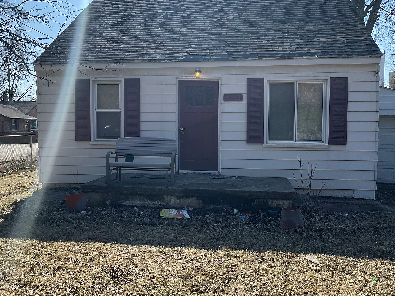 3 bed, 916 sqft, $1,595 — Photo 1