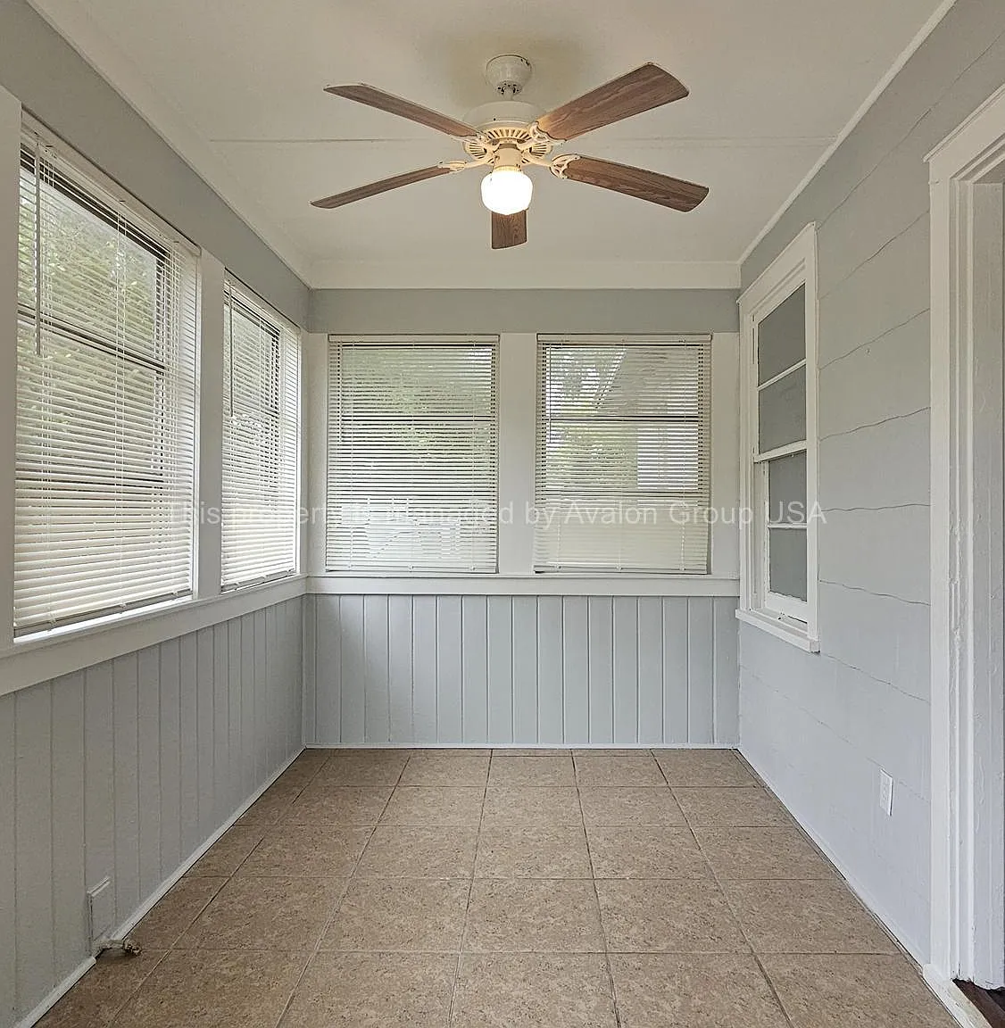 3 bed, 930 sqft, $1,145 — Photo 4