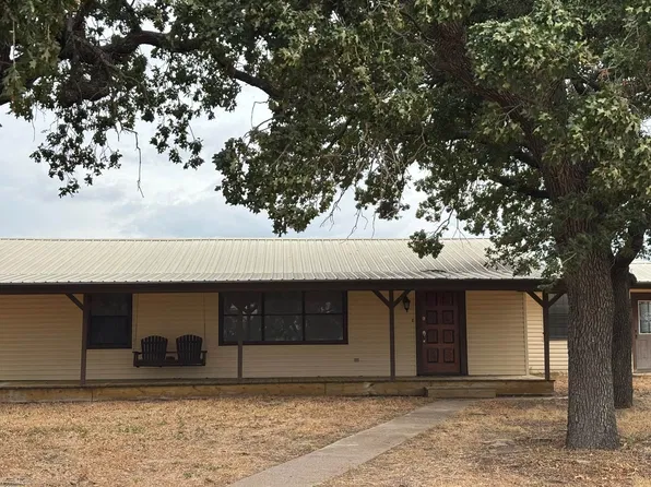 1078 Dairy Berry Rd, Jacksboro, TX 76458