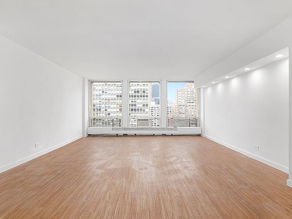 3rd image of 333 E 30th St APT 11C