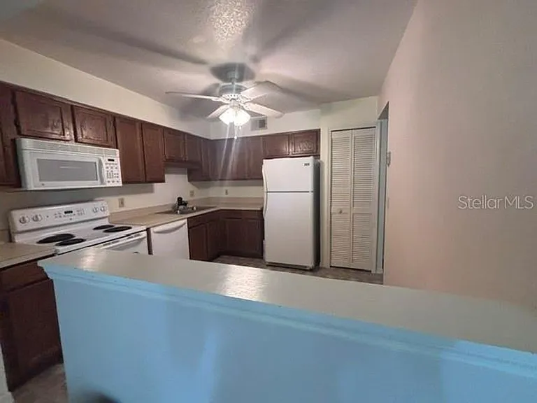 5301 White Cliff Ln #1004 — Photo 5